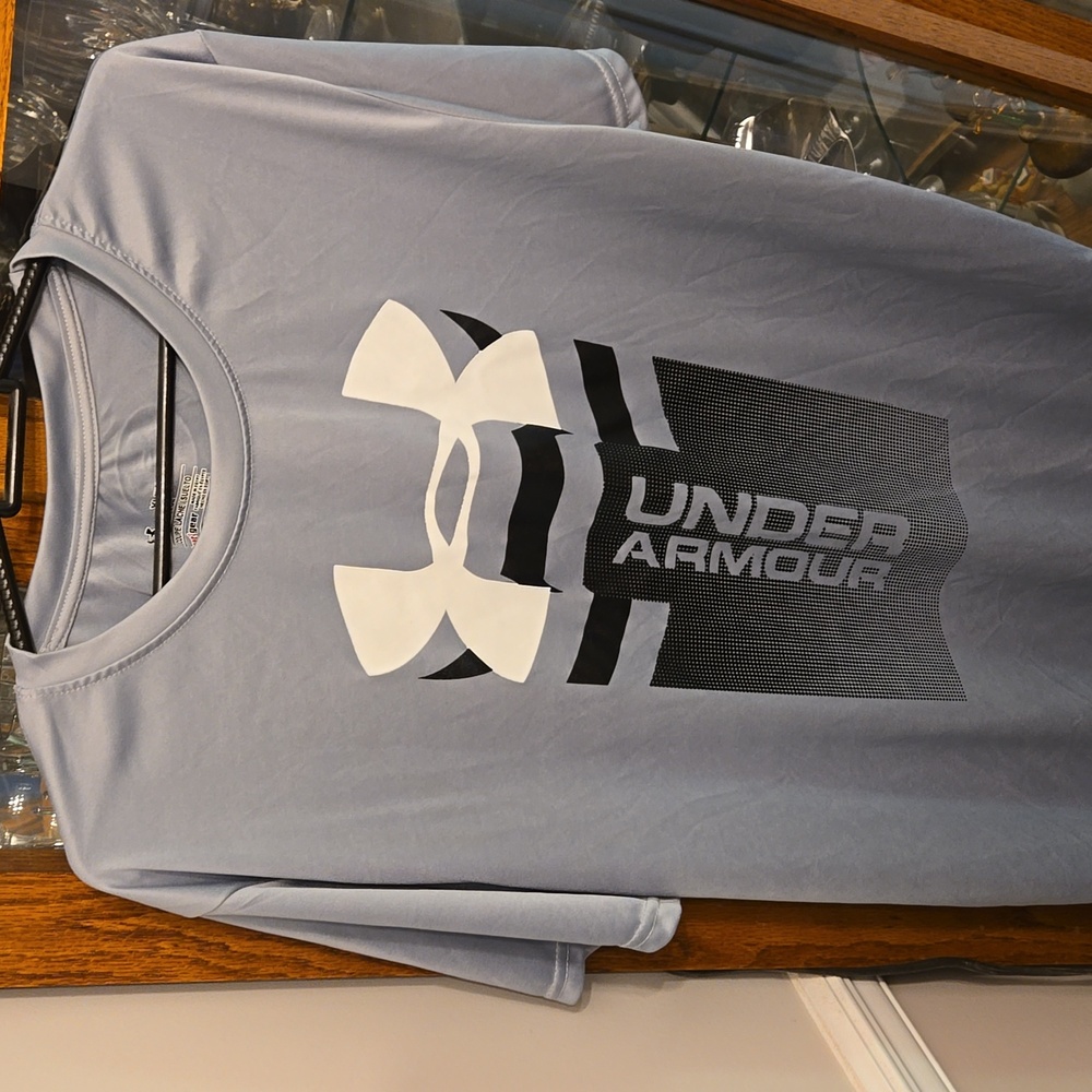 Under Armour Heat gear shirt